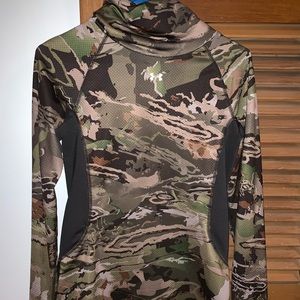 Under Armour camp dry fit